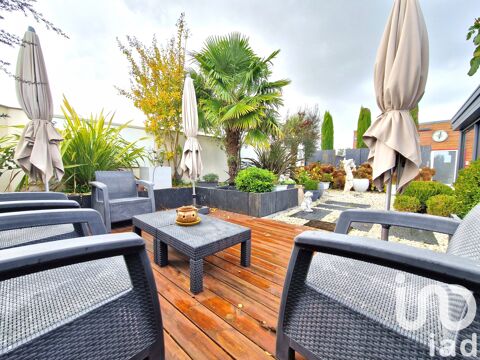   Vente Maison de village 5 pi�ces Maison - 5 pi�ce(s) - 208 m�