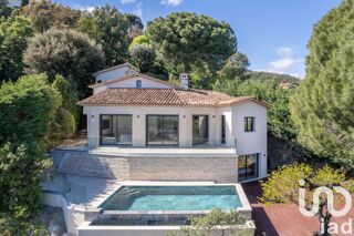  Villa  vendre 8 pices 200 m