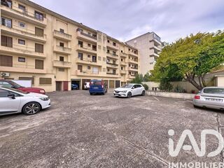  Parking / Garage � vendre 12 m�