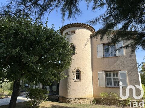   Vente Maison traditionnelle 7 pi�ces Maison - 7 pi�ce(s) - 153 m�
