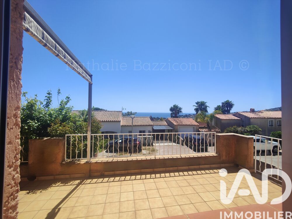 � vendre  Maison Carqueiranne (83320)