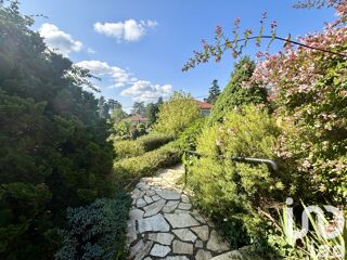  Maison  vendre 7 pices 300 m