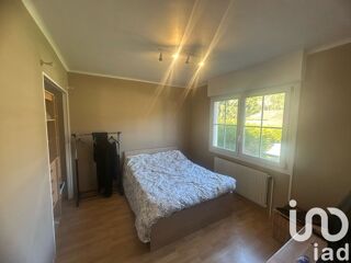  Maison  vendre 8 pices 185 m