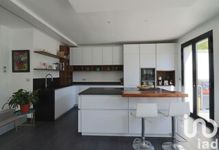  Maison  vendre 6 pices 195 m