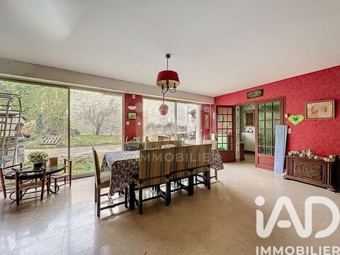   Vente Maison traditionnelle 7 pi�ces Maison - 7 pi�ce(s) - 200 m�