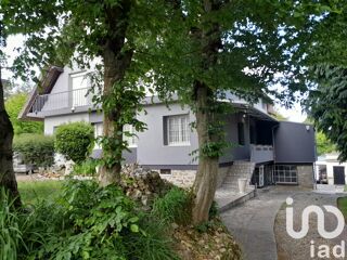  Maison  vendre 9 pices 330 m