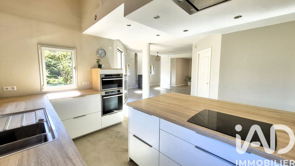 � vendre  Villa Ch�teau-Gaillard (01500)