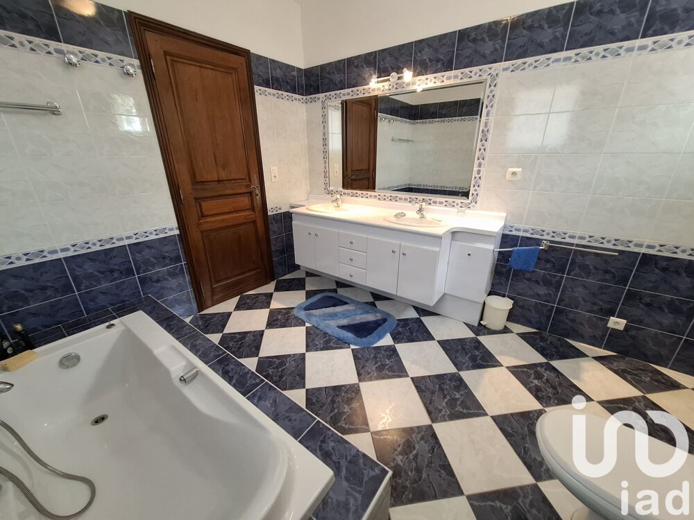 � vendre  Villa Roquefort-les-Pins (06330)