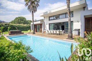  Maison  vendre 5 pices 213 m