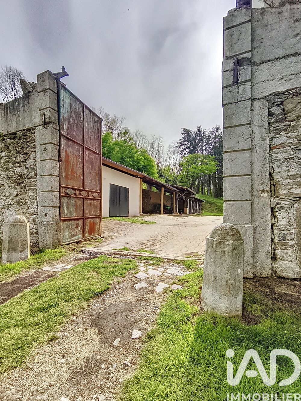 � vendre  Propri�t�/ch�teau Sept�me (38780)