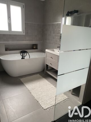  Maison � vendre 9 pi�ces 250 m�