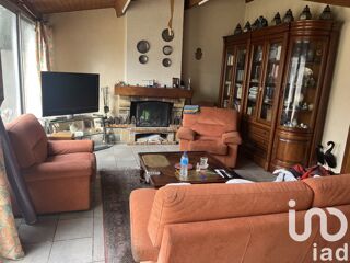  Maison  vendre 7 pices 235 m