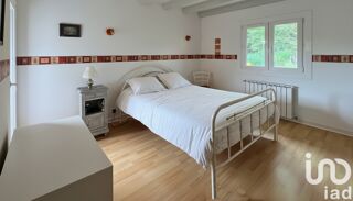  Villa  vendre 6 pices 166 m