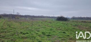  Terrain � vendre 49890 m�
