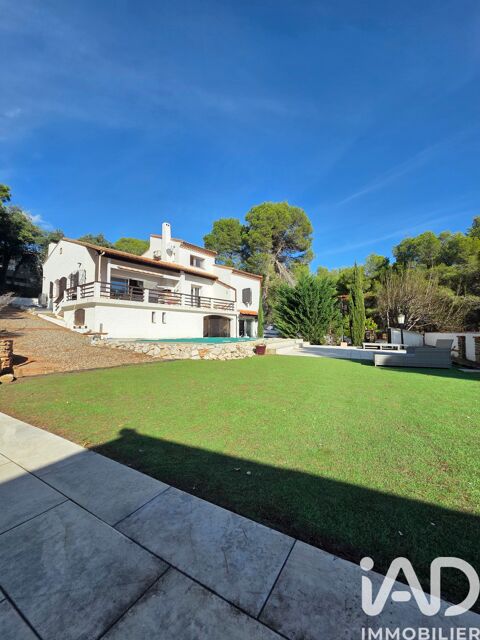   Vente Maison traditionnelle 5 pi�ces Maison - 5 pi�ce(s) - 220 m�