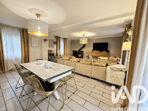   Vente Maison traditionnelle 6 pi�ces Maison - 6 pi�ce(s) - 154 m�