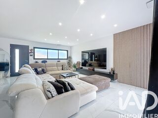  Maison � vendre 6 pi�ces 211 m�