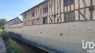  Immeuble � vendre 625 m�