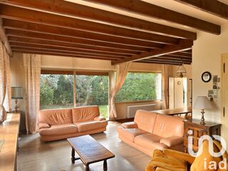  Villa  vendre 11 pices 256 m