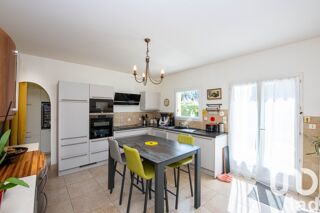  Maison � vendre 5 pi�ces 180 m�