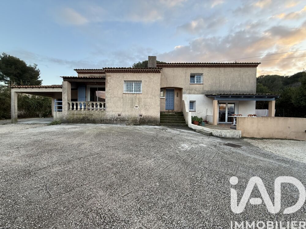 � vendre  Maison Carqueiranne (83320)