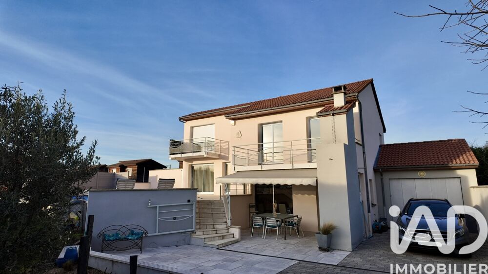 Vente Maison Vente Demeure 6 pi�ces Saint-beauzire