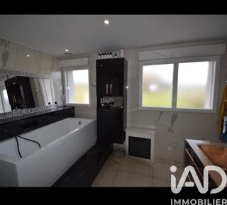  Maison � vendre 5 pi�ces 165 m�