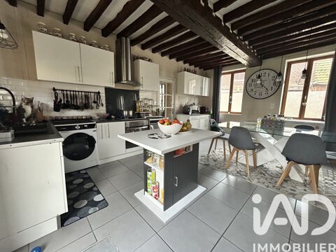   Vente Maison/villa 7 pi�ces Maison - 7 pi�ce(s) - 130 m�