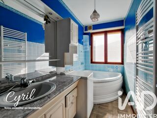  Maison � vendre 10 pi�ces 200 m�