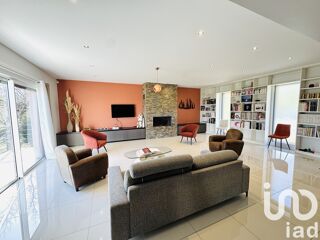  Maison � vendre 6 pi�ces 220 m�