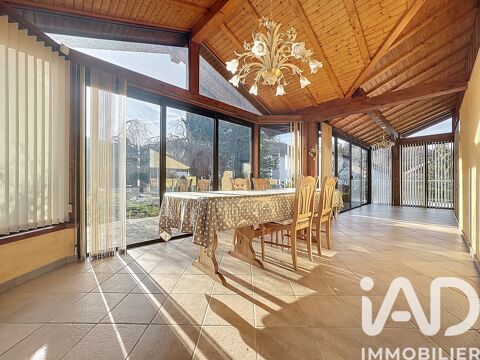   Vente Demeure 10 pi�ces Maison - 10 pi�ce(s) - 210 m�