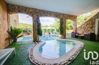  Maison  vendre 10 pices 238 m