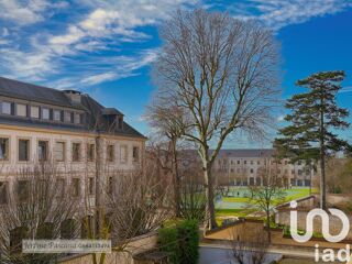  Appartement  louer 5 pices 127 m