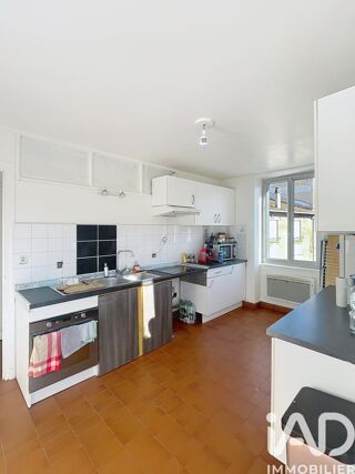  Immeuble � vendre 161 m�