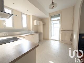  Maison  vendre 8 pices 224 m