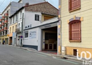  Parking / Garage  vendre 169 m