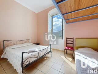  Immeuble � vendre 475 m�