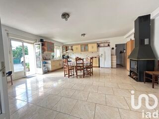  Maison  vendre 8 pices 257 m