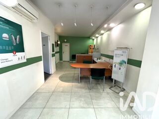  Immeuble � vendre 66 m�