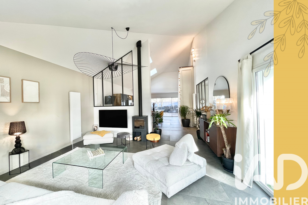 � vendre  Appartement Challes-les-Eaux (73190)