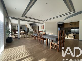  Maison � vendre 10 pi�ces 237 m�