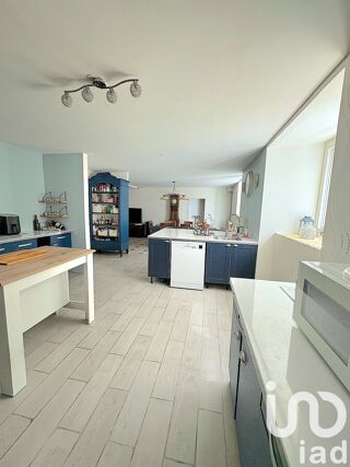  Maison � vendre 8 pi�ces 268 m�