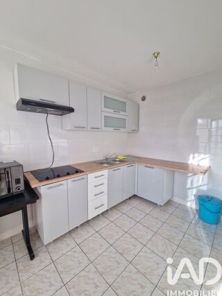  Appartement � louer 4 pi�ces 77 m�