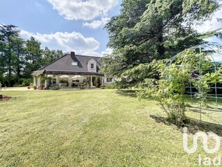  Maison  vendre 6 pices 250 m