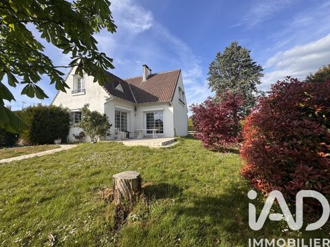   Vente Maison traditionnelle 5 pi�ces Maison - 5 pi�ce(s) - 130 m�