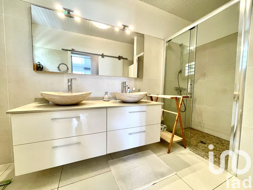 � vendre  Maison Les Trois-�lets (97229)