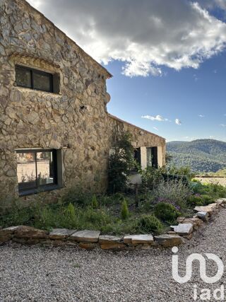  Maison � vendre 9 pi�ces 270 m�