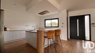  Maison  vendre 6 pices 197 m