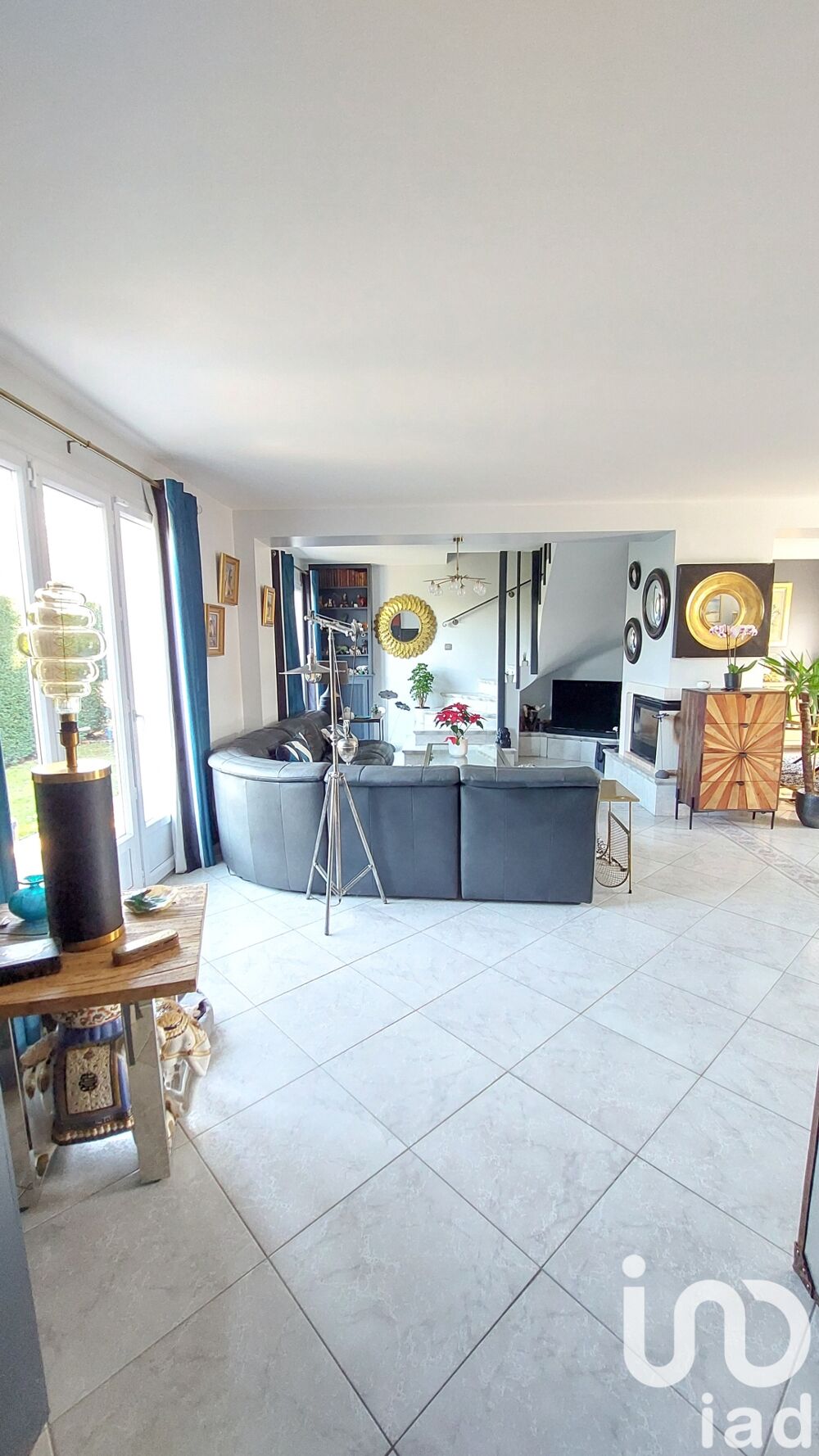 � vendre  Maison Montfort-l'Amaury (78490)