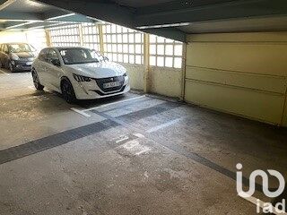  Parking / Garage  vendre 108 m